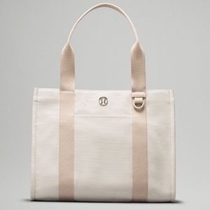 Lululemon two tone canvas tote bag 10L